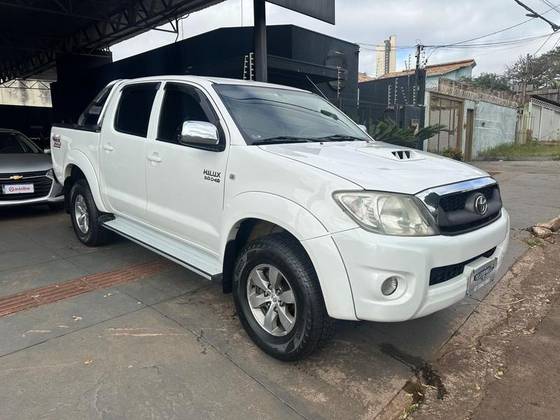 TOYOTA HILUX 3.0 SRV 4X4 CD 16V TURBO INTERCOOLER DIESEL 4P AUTOMÁTICO